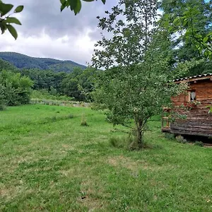 Chalet Charmante Roulotte Atypique, Jaujac