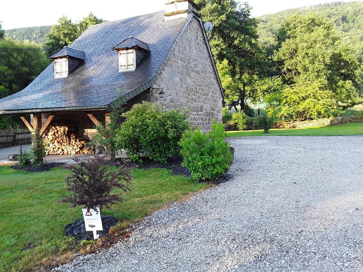 Villa La maison d oscar à Menet 0*,  France