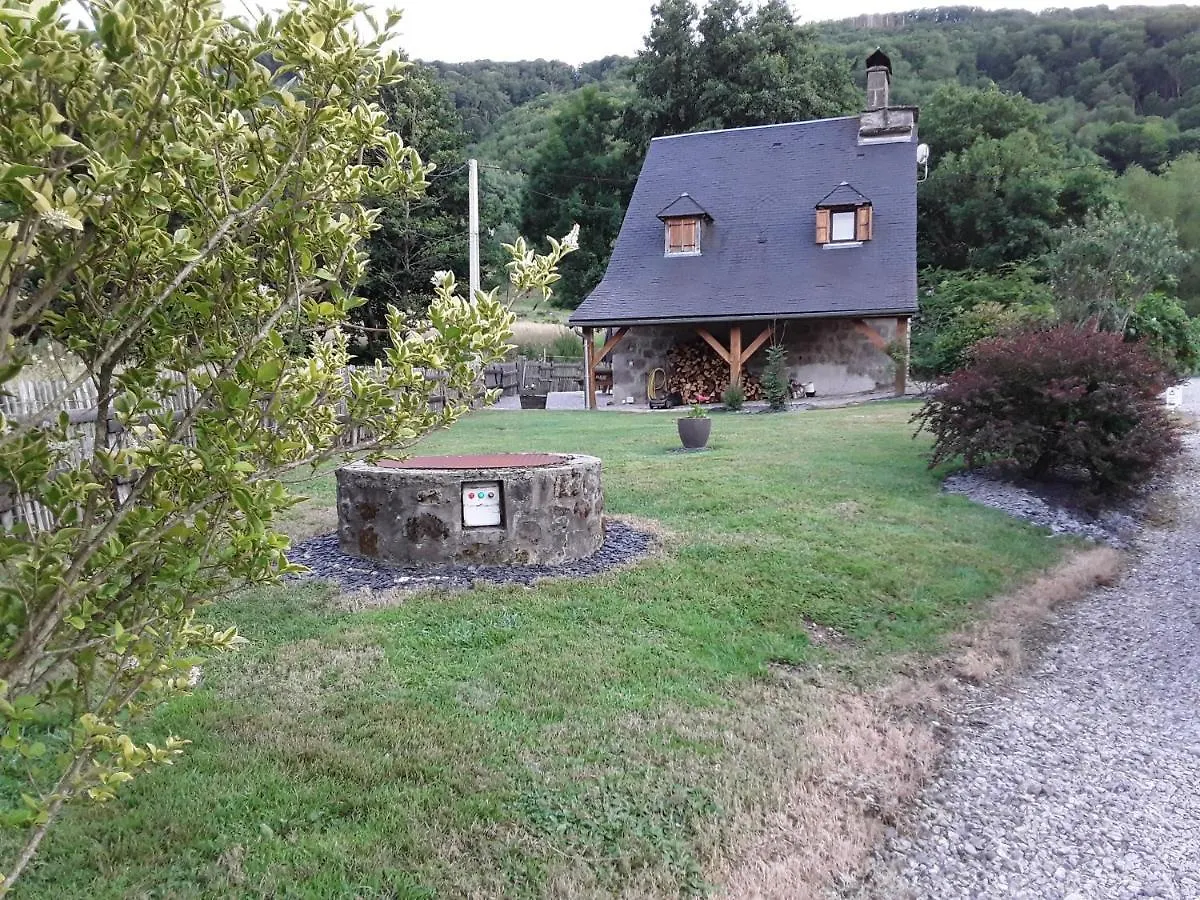 Villa La maison d oscar à Menet Hébergement de vacances